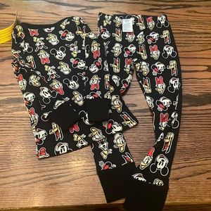 Disney Minnie and Mickey pajama set